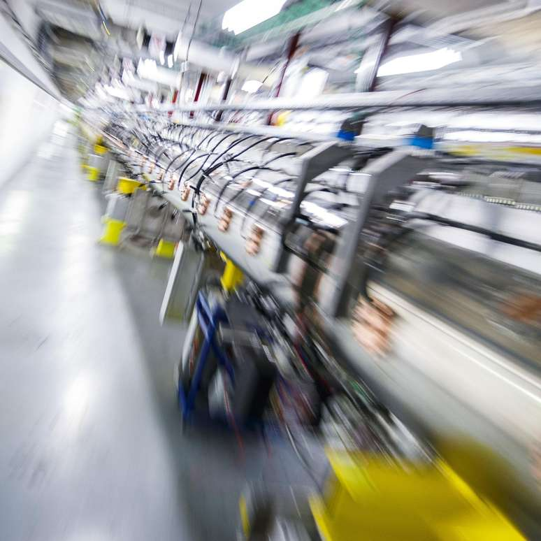 Cover: Neue Pläne für Teilchenbeschleuniger - Was kommt nach dem LHC?